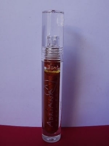 Adriana Karembeu  Гланц  за  устни  GLOSS BRILLANT A LEVRES SILICUM N°007 CHOCOLAT DOUX