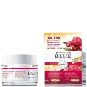 LAVERA  БИО ДНЕВЕН КРЕМ ПРОТИВ БРЪЧКИ С БОРОВИНКИ  50 ml Organic Cranberry Rich Day Cream 